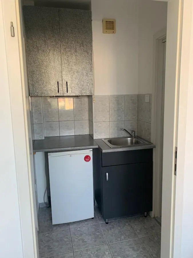 Irini Panzio Hotel Budapest 2*,