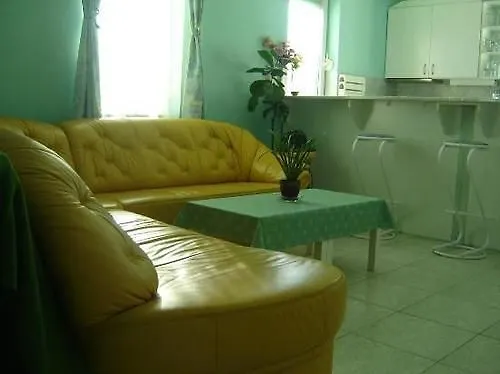 ** Guest house Irini Panzio Hotel Budapest Hungary